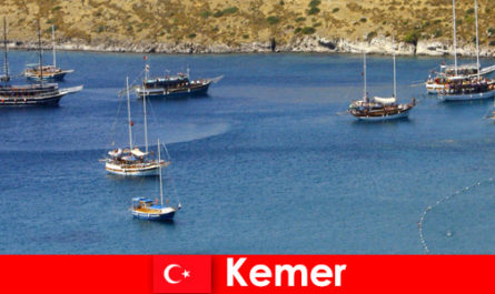 Adventure trip by boat in Kemer Turkey for couples and families in love